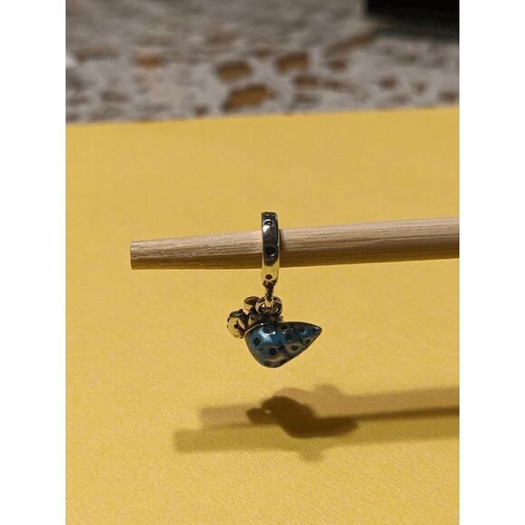 NEW AUTHENTIC PANDORA Glow-in-the-dark Hermit Crab Dangle Charm - Picture 3 of 6